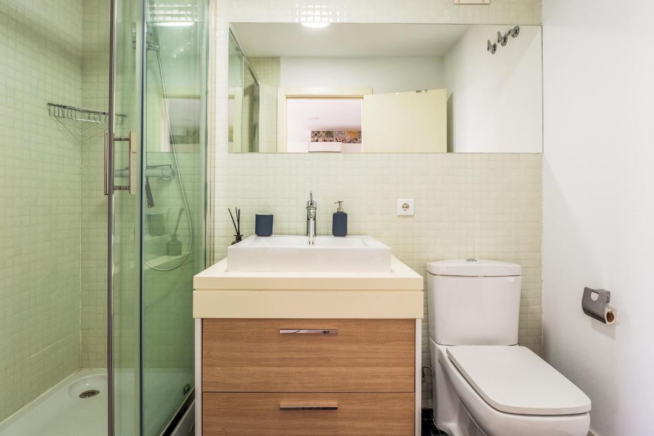El Ventero Apartment - Elegante Apt Para 5 Con Terraza, Wi-Fi Y Aparcamiento En La Calle Camarma de Esteruelas Exteriör bild